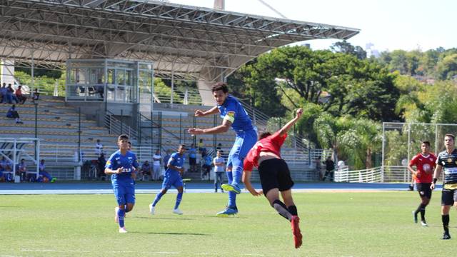 III COPA DO RS. 2018. GRUPO B. CRUZEIRO-MG. BRASIL. SÃO PAULO-SP. BRASIL. FLAMENGO-RJ. BRASIL. INDEPENDIENTE. ARGENTINA. GRUPO D. FLUMINENSE-RJ. BRASIL. INTERNACIONAL-RS. BRASIL. JUVENTUDE-RS. BRASIL. DEFENSOR SPORTING, URUGUAI.