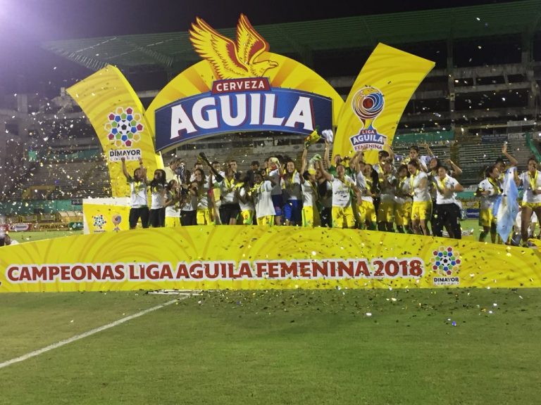 TAÇA LIBERTADORES DA AMÉRICA DE FUTEBOL FEMININO DE 2018. FINAL. ATLÉTICO HUILA. COLÔMBIA. CAMPEÃO. SANTOS-SP. BRASIL. VICE-CAMPEÃO. TERCEIRO LUGAR. IRANDUBA-AM. BRASIL. QUARTO LUGAR. COLO-COLO. CHILE.