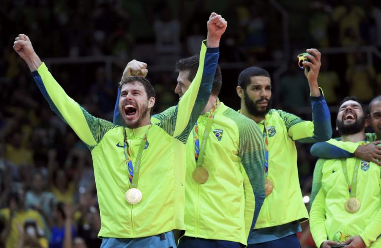 FEDERAÇÃO INTERNACIONAL DE VÔLEI MASCULINO E FEMININO. RUMO A TÓQUIO 2020.