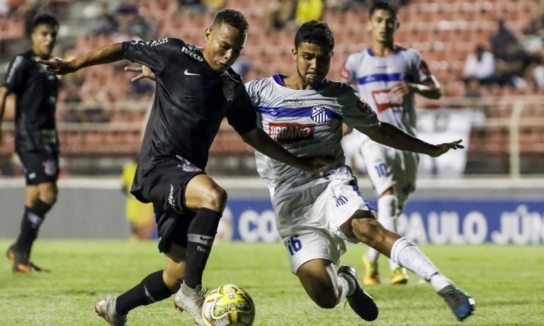 COPA SÃO PAULO DE FUTEBOL JÚNIOR DE 2018. TERCEIRA RODADA. CORINTHIANS-SP. CRUZEIRO-MG. BOTAFOGO-RJ. AMÉRICA-MG.