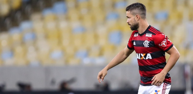 CAIXA. SEM PATROCÍNIO.