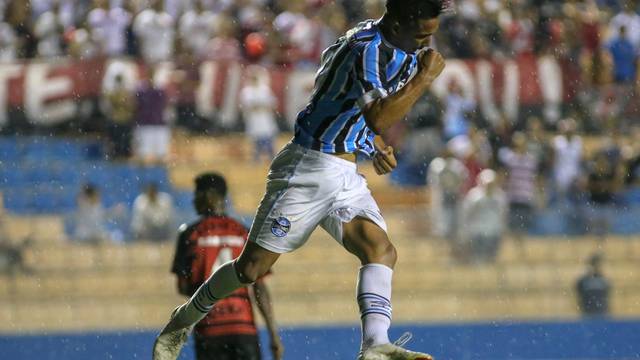 COPA SÃO PAULO DE FUTEBOL JÚNIOR DE 2019. PRIMEIRA FASE. GRÊMIO-RS. ATLÉTICO-MG. SANTOS-SP. PORTUGUESA-SP. FLUMINENSE-RJ. SEGUNDA FASE.