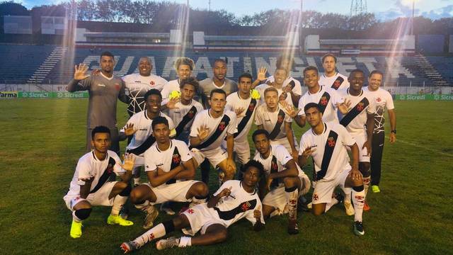 COPA SÃO PAULO DE FUTEBOL JÚNIOR. TERCEIRA FASE. CORINTHIANS-SP. VISÃO CELESTE-RN. AUDAX-SP. GRÊMIO-RS. CORITIBA-PR. VASCO-RJ. ATLÉTICO-MG. PORTUGUESA-SP. VOLTA REDONDA-RJ.