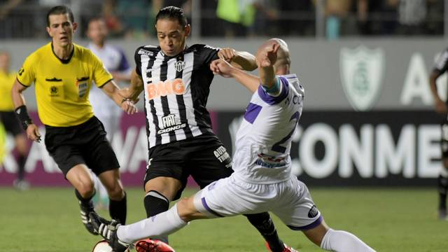TAÇA LIBERTADORES DA AMÉRICA DE 2019. TERCEIRA FASE. ATLÉTICO-MG. BRASIL. CLASSIFICADO. DEFENSOR SPORTING. URUGUAI. ELIMINADO. TALLERES. ARGENTINA. ELIMINADO. PALESTINO. CHILE. CLASSIFICADO.