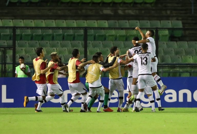 TAÇA LIBERTADORES DA AMÉRICA DE 2019. TERCEIRA FASE. MELGAR. PERU. CLASSIFICADO. CARACAS. VENEZUELA. ELIMINADO. GRUPO F. JUNIOR BARRANQUILLA. COLÔMBIA. PALMEIRAS-SP. BRASIL. MELGAR. PERU. SAN LORENZO. ARGENTINA.