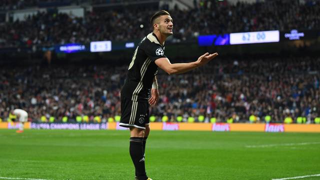 LIGA DOS CAMPEÕES DA EUROPA DE 2018. 2019. OITAVAS DE FINAL. REAL MADRID. ESPANHA. ELIMINADO. AJAX. HOLANDA. CLASSIFICADO. TOTTENHAM. INGLATERRA. CLASSIFICADO. BORUSSIA DORTMUND. ALEMANHA. ELIMINADO.