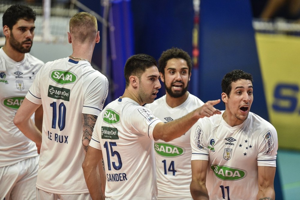 SUL-AMERICANO DE VÔLEI DE 2019. CRUZEIRO-MG. BRASIL. FINAL. UPCN. ARGENTINA. MINAS-MG. BRASIL. OBRAS DE SAN JUAN. ARGENTINA. DECISÃO DO TERCEIRO LUGAR.