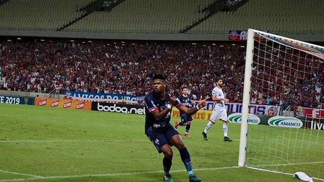 COPA DO NORDESTE DE 2019. FASE DE GRUPOS. GRUPO A. FORTALEZA-CE. SANTA CRUZ-PE. SALGUEIRO-PE. CRB-AL. VITÓRIA-BA. ALTOS-PI. SAMPAIO CORRÊA-MA. SERGIPE. GRUPO B. CEARÁ-CE. BAHIA-BA. BOTAFOGO-PB. CSA-AL. ABC-RN. NÁUTICO-PE. CONFIANÇA-SE. MOTO CLUB-MA.