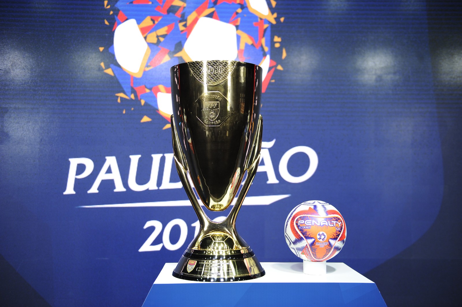 CAMPEONATO PAULISTA. QUARTAS DE FINAL. SANTOS-SP. RED BULL BRASIL-SP. PALMEIRAS-SP. NOVORIZONTINO-SP. CORINTHIANS-SP. FERROVIÁRIA-SP. SÃO PAULO-SP. ITUANO-SP.