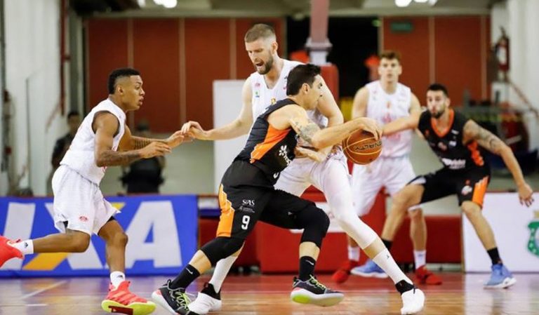 NOVO BASQUETE BRASIL. NBB.11. BASQUETE CEARENSE-CE. CLASSIFICADO. PAULISTANO-SP. ELIMINADO. BAURU-SP. CLASSIFICADO. MINAS-MG. ELIMINADO.