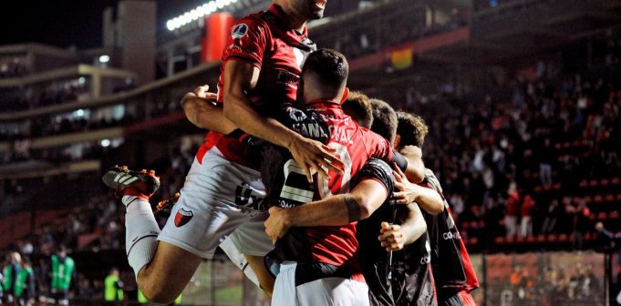 COPA SUL-AMERICANA. PRIMEIRA FASE. COLÓN. ARGENTINA. CLASSIFICADO. DEPORTIVO MUNICIPAL. PERU. ELIMINADO. LA EQUIDAD. COLÔMBIA. CLASSIFICADO. INDEPENDIENTE CAMPO GRANDE. PARAGUAI. ELIMINADO. ZULIA. VENEZUELA. CLASSIFICADO. NACIONAL DE POTOSÍ. BOLÍVIA.
