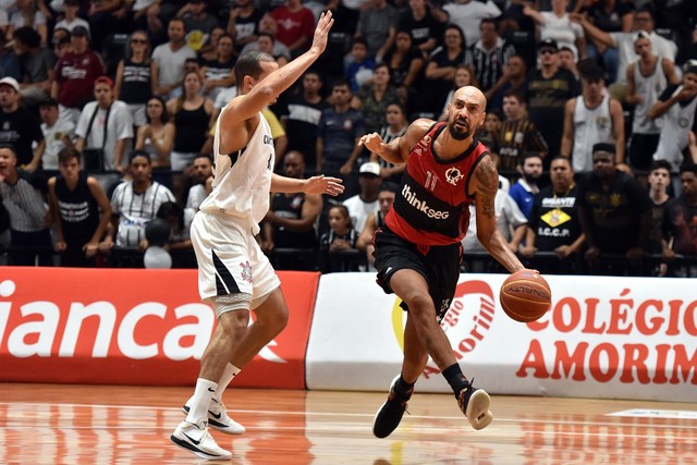 NOVO BASQUETE BRASIL. NBB. FLAMENGO-RJ. CORINTHIANS-SP. MOGI-SP. BASQUETE CEARENSE-CE. PLAY OFF.