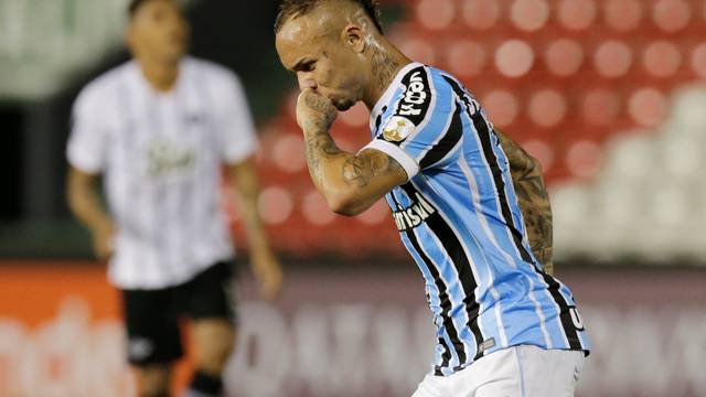 TAÇA LIBERTADORES DA AMÉRICA. QUINTA RODADA. GRUPO H. GRÊMIO-RS. BRASIL. LIBERTAD. PARAGUAI. GRUPO B. EMELEC. EQUADOR. HURACÁN. ARGENTINA. GRUPO C. UNIVERSIDAD CONCEPCIÓN. CHILE. OLIMPIA. PARAGUAI. SPORTING CRISTAL. PERU. GODOY CRUZ. ARGENTINA. GRUPO E. ATLÉTICO-MG. BRASIL. NACIONAL. URUGUAI.