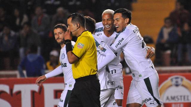 TAÇA LIBERTADORES DA AMÉRICA. FASE DE GRUPOS. QUINTA RODADA. GRUPO E. ZAMORA. VENEZUELA. CERRO PORTEÑO. PARAGUAI. GRUPO F. PALMEIRAS-SP. BRASIL. MELGAR. PERU. SAN LORENZO. ARGENTINA. JUNIOR BARRANQUILLA. COLÔMBIA.