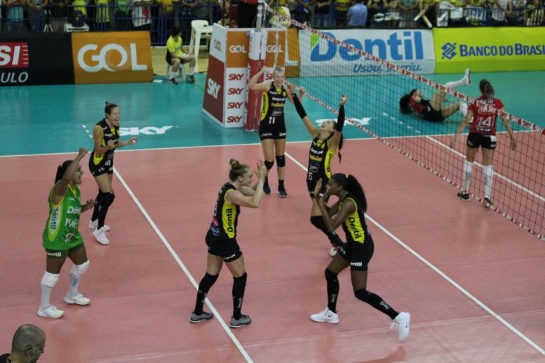 SUPERLIGA FEMININA DE VÔLEI. SEMIFINAIS. MINAS-MG. CLASSIFICADO. OSASCO-SP. ELIMINADO. PARAIA CLUBE-MG. CLASSIFICADO. SESI-SP. ELIMINADO. FINAL. PRAIA CLUBE-MG. MINAS-MG.