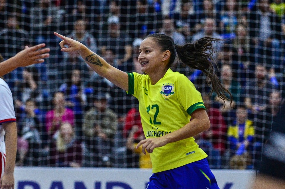GRAND PRIX DE FUTSAL FEMININO. BRASIL. PARAGUAI. XANXERÊ-SC.