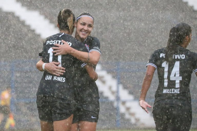 CAMPEONATO BRASILEIRO DE FUTEBOL FEMININO SÉRIE A1. NONA RODADA. SANTOS-SP. INTERNACIONAL-RS. CORINTHIANS-SP. VITÓRIA/SANTA CRUZ-PE.