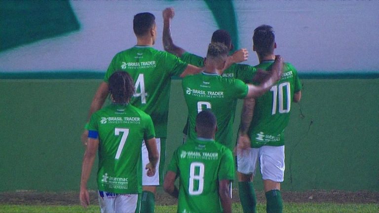 CAMPEONATO BRASILEIRO DA SÉRIE B. TERCEIRA RODADA. GUARANI-SP. VITÓRIA-BA.