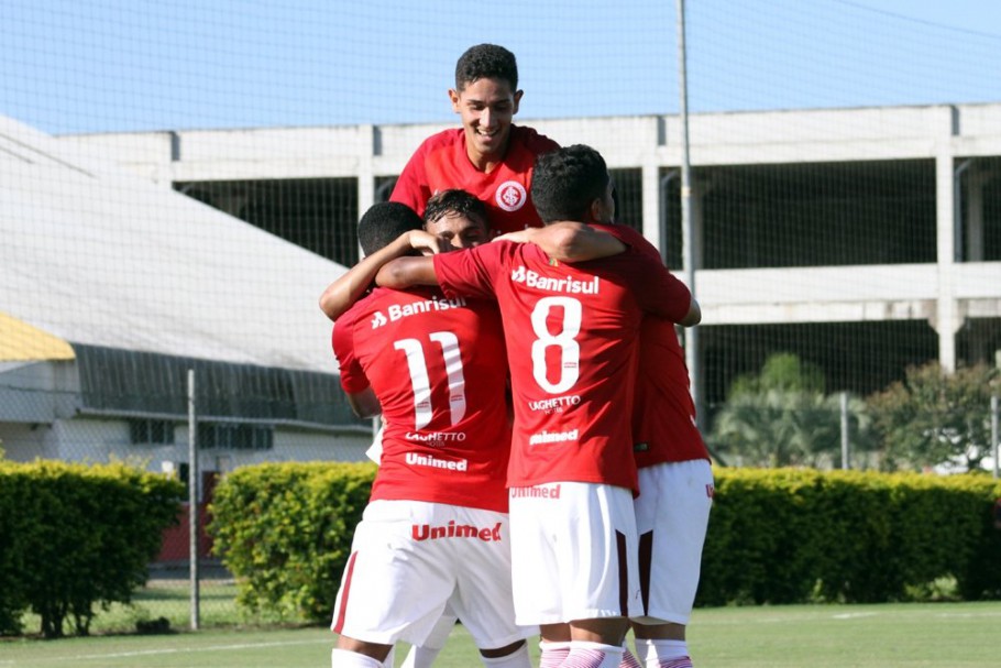 CAMPEONATO BRASILEIRO DE FUTEBOL SUB-17. TERCEIRA RODADA. GRUPO A. ATLÉTICO-MG. FLUMINENSE-RJ. GRUPO B. INTERNACIONAL-RS. BAHIA-BA. GRÊMIO-RS. AMÉRICA-MG.