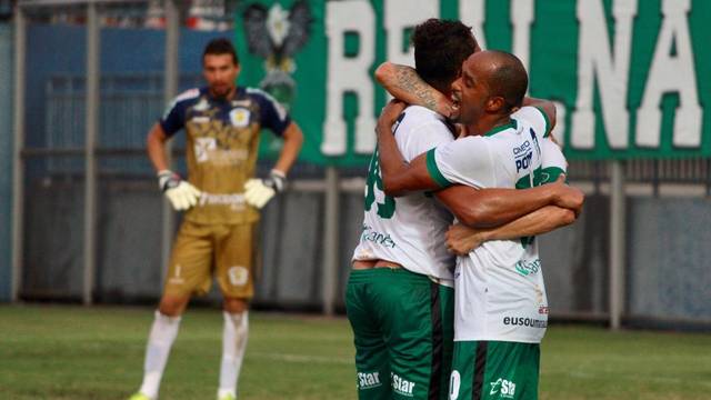CAMPEONATO BRASILEIRO DA SÉRIE D. SEGUNDA RODADA. PRIMEIRA FASE. Portuguesa-RJ 1 x 1 Vitória-ES Floresta-CE 0 x 0 River-PI Bahia de Feira-BA 3 x 1 Serrano-PB ASA-AL 2 x 1 Vitória-PE Juazeirense-BA 3 x 0 Itabaiana-SE Palmas-TO 0 x 0 Iporá-GO Sobradinho-DF 0 x 1 Caldense-MG Tupi-MG 0 x 0 Itaboraí-RJ São Caetano-SP 0 x 1 Cianorte-PR América-RN 4 x 0 América-PE Sergipe-SE 2 x 2 Fluminense-BA Aparecidense-GO 4 x 0 Interporto-TO Serra-ES 1 x 5 Ituano-SP Manaus-AM 5 x 2 Galvez-AC Anapolina-GO 1 x 1 Patrocinense-MG Joinville-SC 0 x 0 Maringá-PR São Raimundo-RR 4 x 1 Barcelona-RO Salgueiro-PE 2 x 1 Coruripe-AL Real Ariquemes-RO 2 x 1 Santos-AP