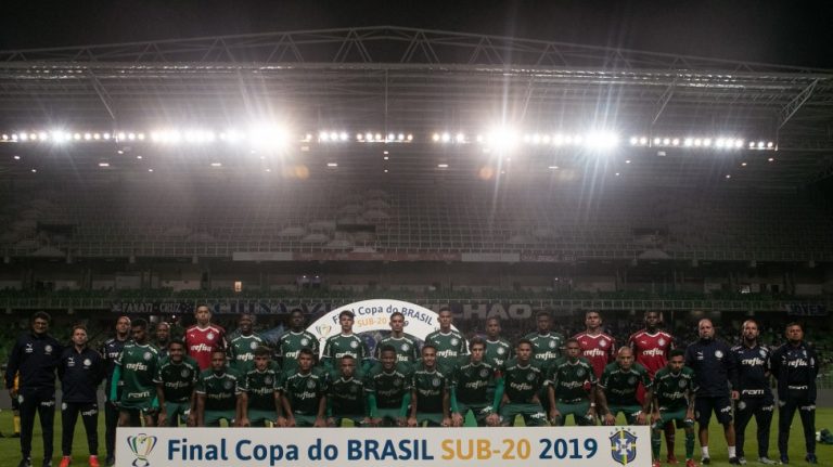 COPA DO BRASIL SUB-20. FINAL. PALMEIRAS-SP. CAMPEÃO. CRUZEIRO-MG. VICE-CAMPEÃO.