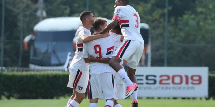 CAMPEONATO BRASILEIRO DE FUTEBOL SUB-17. TERCEIRA RODADA. GRUPO B. SÃO PAULO-SP. CHAPCOENSE-SC. BOTAFOGO-RJ. VITÓRIA-BA.