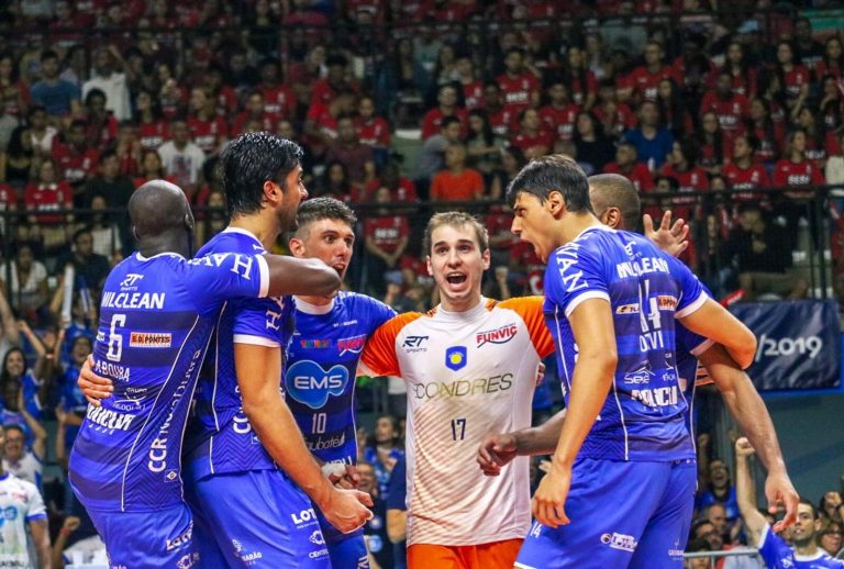 SUPERLIGA MASCULINA DE VÔLEI. TEMPORADA 2018.2019. TAUBATÉ-SP. CAMPEÃO. SESI-SP. VICE-CAMPEÃO.
