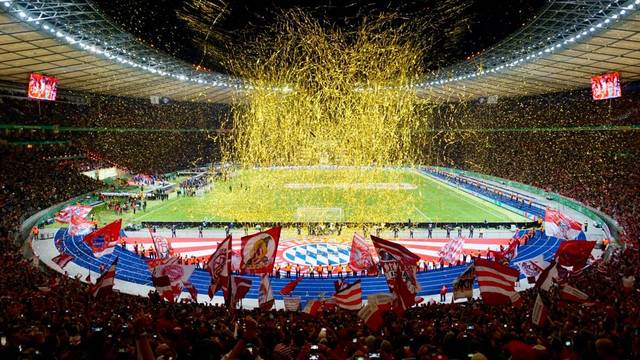 COPA DA ALEMANHA. BAYERN DE MUNIQUE. ALEMANHA. CAMPEÃO. PELA DÉCIMA NONA VEZ. RED BULL LEIPZIG. COPA DO REI DA ESPANHA. VALENCIA. ESPANHA. CAMPEÃO. PELA OITAVA VEZ. BARCELONA. ESPANHA. VICE-CAMPEÃO.