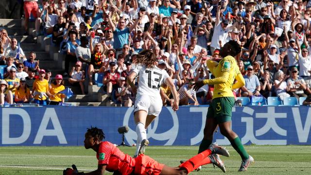 COPA DO MUNDO DE FUTEBOL FEMININO. PRIMEIRA FASE. TERCEIRA RODADA. GRUPO B. ÁFRICA DO SUL. ALEMANHA. ESPANHA. CHINA.