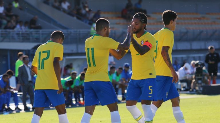 TORNEIO DA FRANÇA. TORNEIO MAURICE REVELLO. BRASIL. GUATEMALA