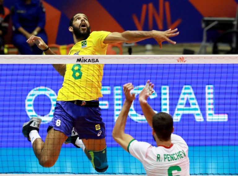 LIGA DAS NAÇÕES DE VÔLEI DE MASCULINO. BRASIL. BULGÁRIA.