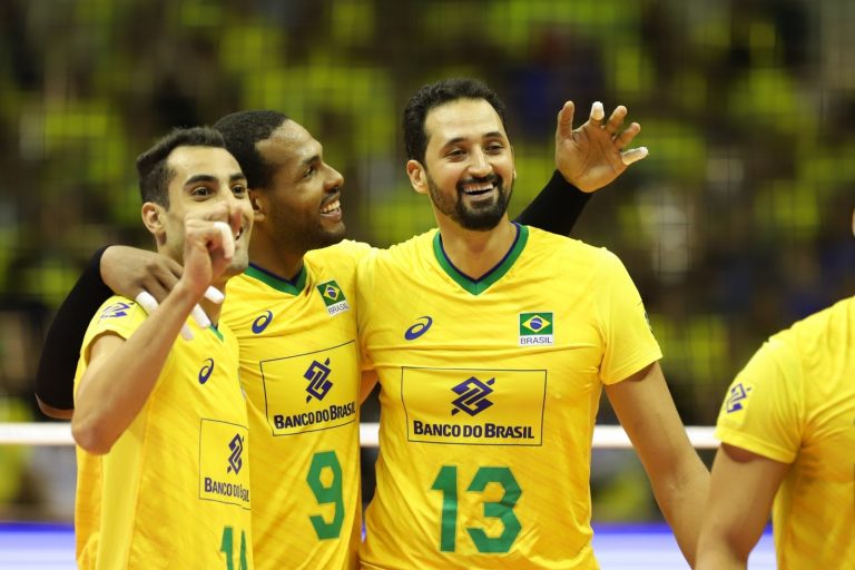 LIGA DAS NAÇÕES DE VÔLEI. BRASIL. FRANÇA. ITÁLIA. CANADÁ.