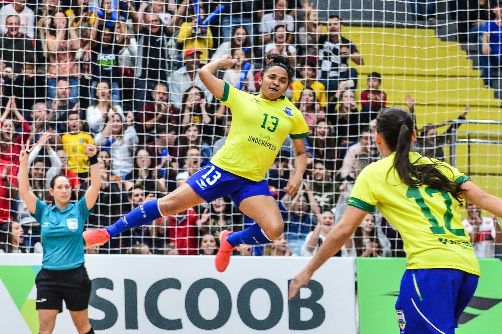 GRAND PRIX FEMININO FUTSAL. BRASIL. CAMPEÃO. ARGENTINA. PARAGUAI. CHILE.