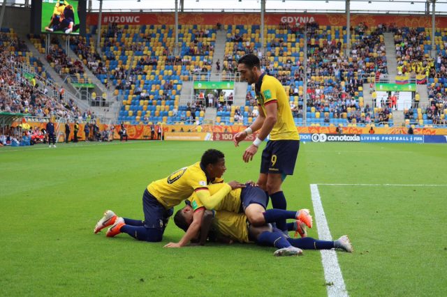 COPA DO MUNDO DE FUTEBOL SUB-20. ESTADOS UNIDOS. ELIMINADO. EQUADOR. CLASSIFICADO. SEMIFINAL. ITÁLIA. UCRÂNIA. EQUADOR. COREIA DO SUL OU SENEGAL.