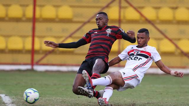 CAMPEONATO BRASILEIRO DE FUTEBOL SUB-17. PRIMEIRA FASE. OITAVA RODADA. GRUPO B. SÃO PAULO-SP. FLAMENGO-RJ.