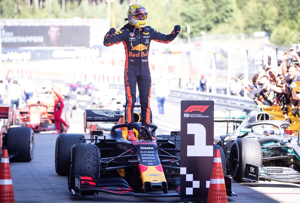 FÓRMULA 1. GP DA ÁUSTRIA. VITÓRIA DE MAX VERSTAPPEN. CHARLES LECLER.