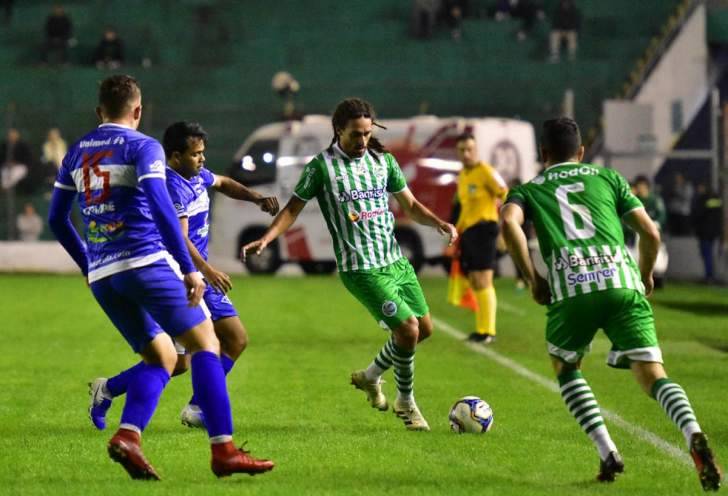 CAMPEONATO BRASILEIRO DA SÉRIE C. PRIMEIRA FASE. SEXTA RODADA. GRUPO A. NÁUTICO-PE. GLOBO-RN. IMPERATRIZ-MA. SANTA CRUZ-PE.