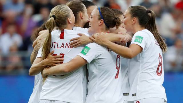 COPA DO MUNDO DE FUTEBOL FEMININO DE 2019. PRIMEIRA FASE. GRUPO A. FRANÇA. PRIMEIRA COLOCADA. NORUEGA. SEGUNDA COLOCADA. NIGÉRIA. TERCEIRA COLOCADA. COREIA DO SUL. QUARTA COLOCADA.