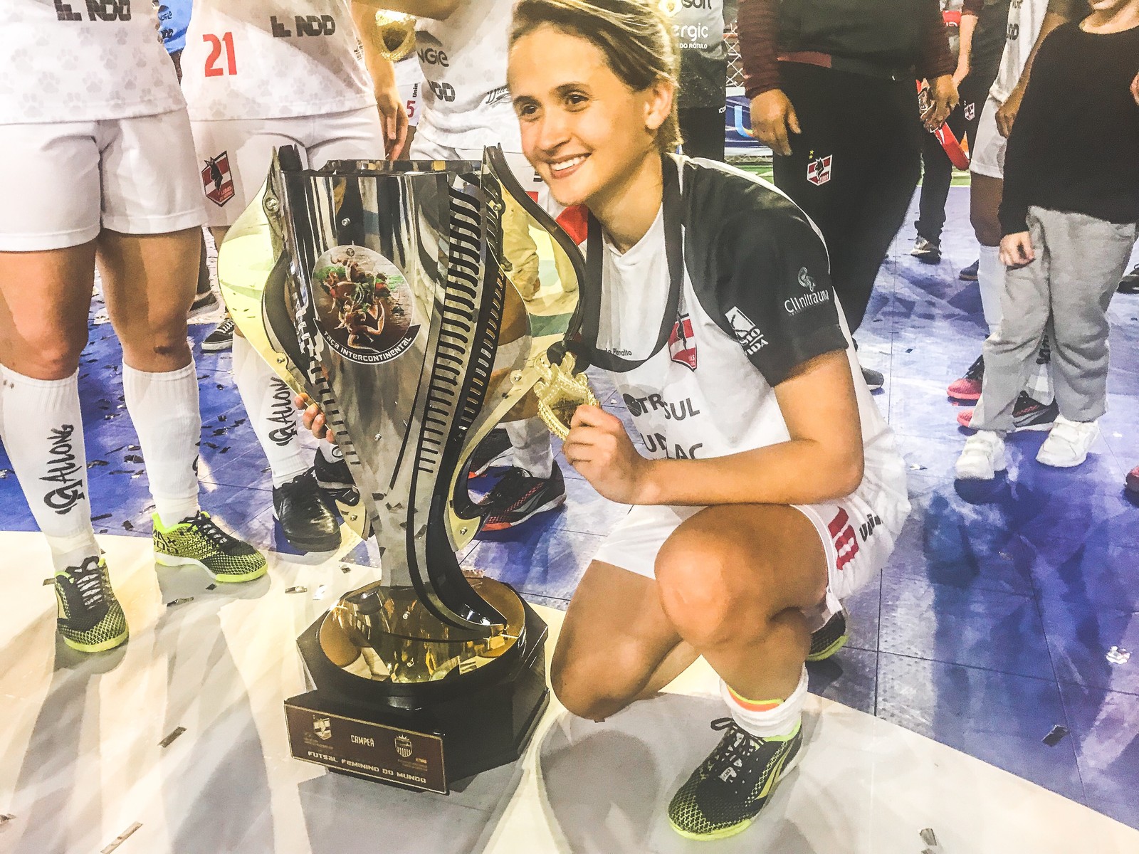 MUNDIAL INTERCLUBES DE FUTSAL. FINAL. LEOAS DA SERRA-SC. BRASIL. CAMPEÃO. ATLÉTICO NAVALCARNEO. ESPANHA. VICE-CAMPEÃO.