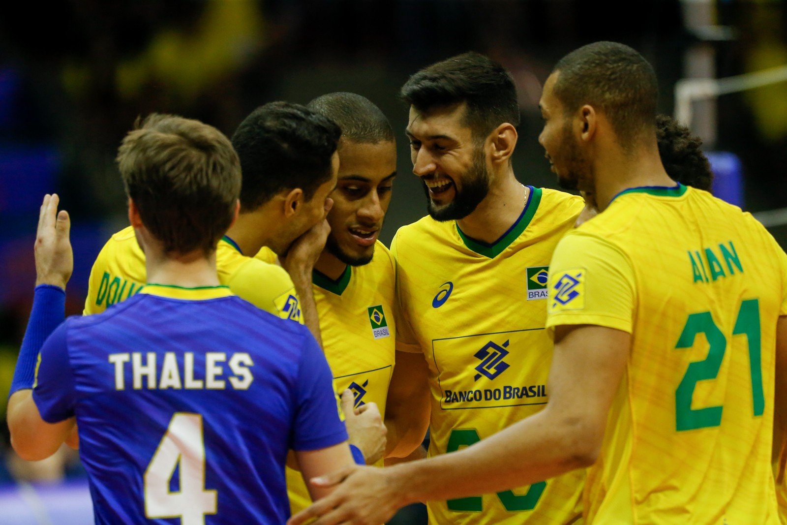 LIGA DAS NAÇÕES DE VÔLEI MASCULINO. BRASIL. ITÁLIA. FASE FINAL. GRUPO A. ESTADOS UNIDOS. RÚSSIA. FRANÇA. GRUPO B. BRASIL. IRÃ. POLÔNIA.