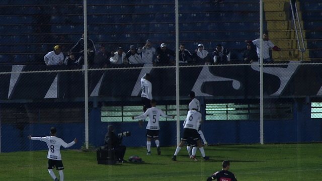 CAMPEONATO BRASILEIRO DE FUTEBOL SUB-17. SEMIFINAIS. CORINTHIANS-SP. GRÊMIO-RS. PRIMEIRO JOGO. JOGO DE IDA.