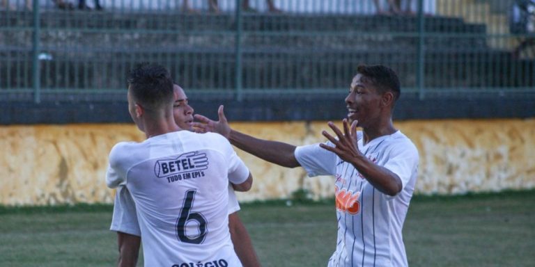CAMPEONATO BRASILEIRO DE FUTEBOL SUB-20. PRIMEIRA FASE. PRIMEIRA RODADA. SÃO PAULO-SP. CRUZEIRO-MG. CORINTHIANS-SP. FLUMINENSE-RJ.