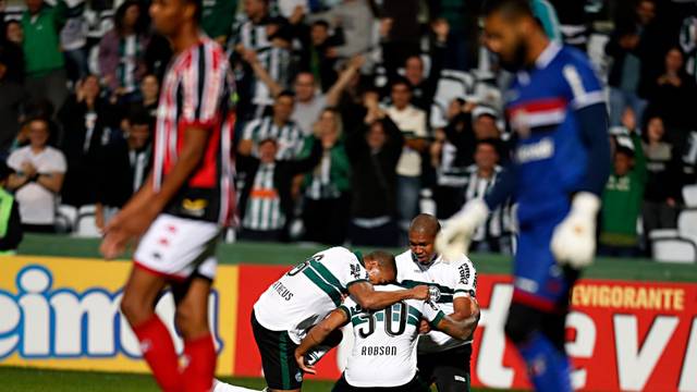CAMPEONATO BRASILEIRO DA SÉRIE B. PRIEMIRA FASE. DÉCIMA TERCEIRA RODADA. SPORT-PE. GUARANI-SP. BOTAFOGO-SP. CORITIBA-PR.