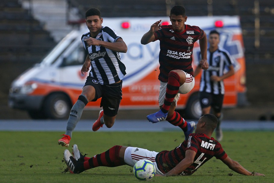 CAMPEONATO BRASILEIRO DE FUTEBOL SUB-20. PRIMEIRA FASE. OITAVA RODADA. PALMEIRAS-SP. SÃO PAULO-SP. VASCO-RJ. ATHLETICO-PR. BOTAFOGO-RJ. FLAMENGO-RJ. CORITIBA-PR. CRUZEIRO-MG. BAHIA-BA. INTERNACIONAL-RS. VITÓRIA-BA. GRÊMIO-RS. FLUMINENSE-RJ. SANTOS-SP. PONTE PRETA-SP. CHAPECOENSE-SC.