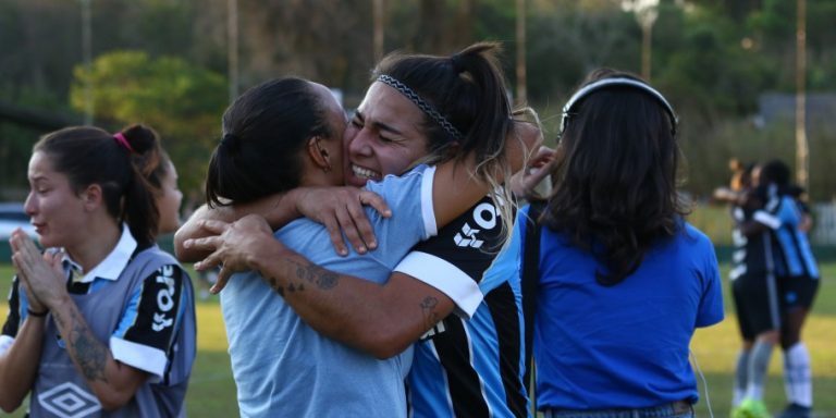 CAMPEONATO BRASILEIRO DE FUTEBOL FEMININO SÉRIE A2. SEMIFINAIS. PALMEIRAS-SP. SÃO PAULO-SP. CRUZEIRO-MG. GRÊMIO-RS.