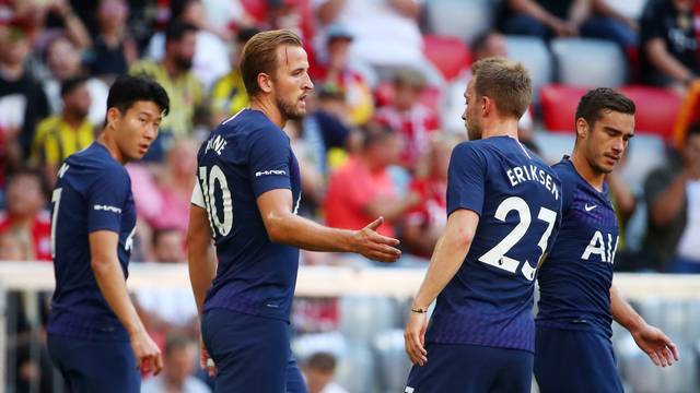 AMISTOSO INTERNACIONAL. REAL MADRID. ESPANHA. TOTTENHAM. INGLATERRA.