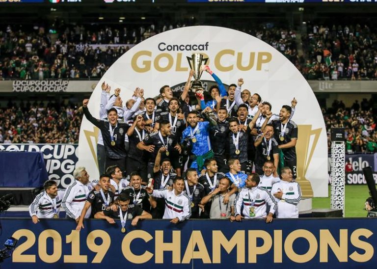 COPA OURO DA CONCACAF. CONFEDERAÇÃO DE FUTEBOL DA AMÉRICA DO NORTE. CENTRAL E DO CARIBE. FINAL DE 2019. JOGO ÚNICO. MÉXICO. CAMPEÃO. OCTACAMPEÃO. ESTADOS UNIDOS. VICE-CAMPEÃO.