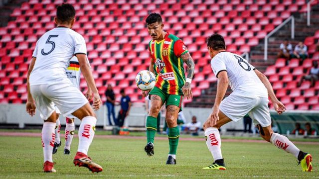 CAMPEONATO BRASILEIRO DA SÉRIE C. PRIMEIRA FASE. GRUPO A. TREZE-PB. IMPERATRIZ-MA. SAMPAIO CORRÊA-MA. GLOBO-RN. SANTA CRUZ-PE. BOTAFOGO-PB. GRUPO B. ATLÉTICO-AC. BOA ESPORTE-MG.