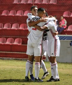 CAMPEONATO BRASILEIRO DE FUTEBOL SUB-20. PRIMEIRA FASE. QUINTA RODADA. SÃO PAULO-SP. FLUMINENSE-RJ. FLAMENGO-RJ. INTERNACIONAL-RS.