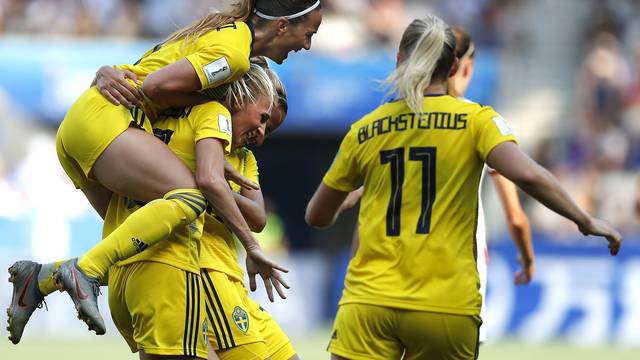 COPA DO MUNDO DE FUTEBOL FEMININO DE 2019. DECISÃO DO TERCEIRO E QUARTO LUGAR. SUÉCIA. TERCEIRO LUGAR. INGLATERRA. QUARTO LUGAR.